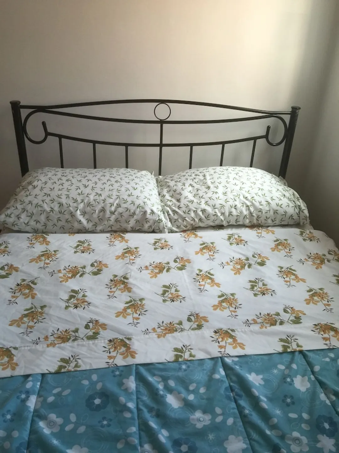 토론토 트래블러스 홈-Double Private, 1 Double Bed, Private  Bathroom-1