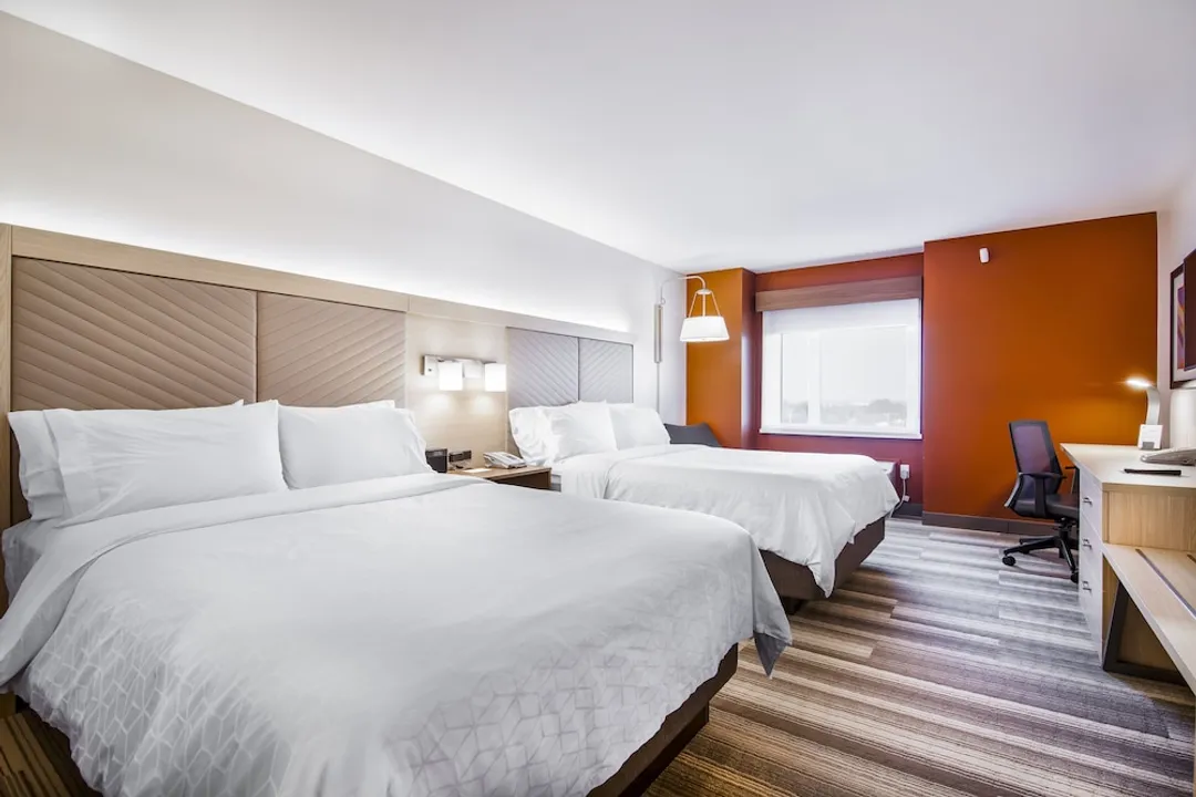 ホリデー イン エクスプレス & スイーツ ラングリー by IHG-スタンダード ルーム クイーンベッド 2 台-5