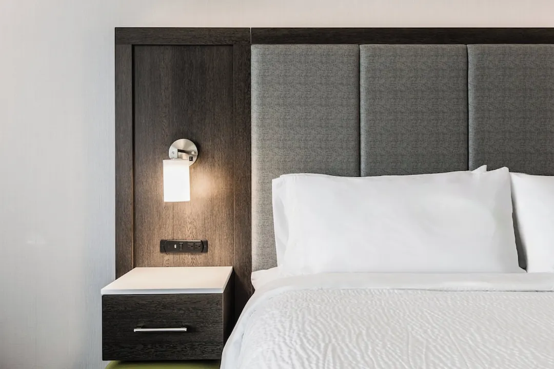 홀리데이 인 익스프레스 앤드 스위트 토론토 에어포트 사우스 바이 IHG-스탠다드룸, 퀸사이즈침대 2개-11