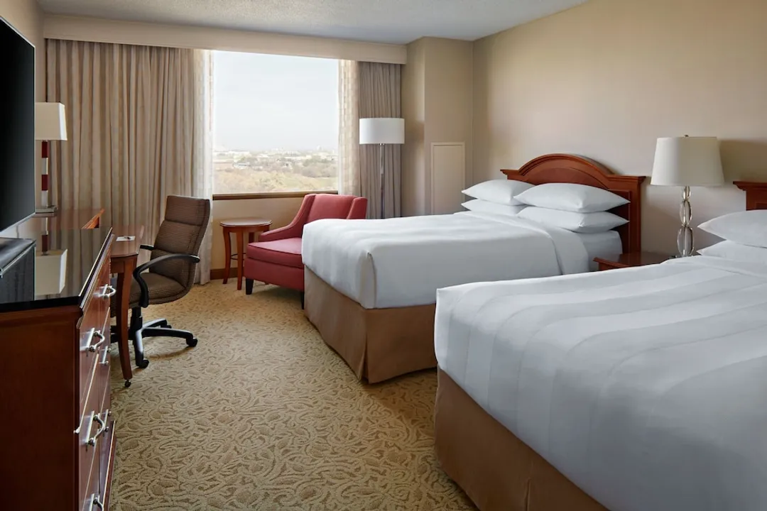 Toronto Airport Marriott Hotel-Room, 2 Double Beds-1