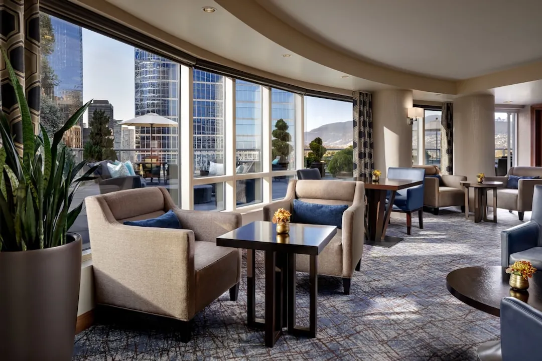 費爾蒙特水濱飯店-客房, 1 張特大雙人床, 海灣景觀 (Fairmont Gold)-6