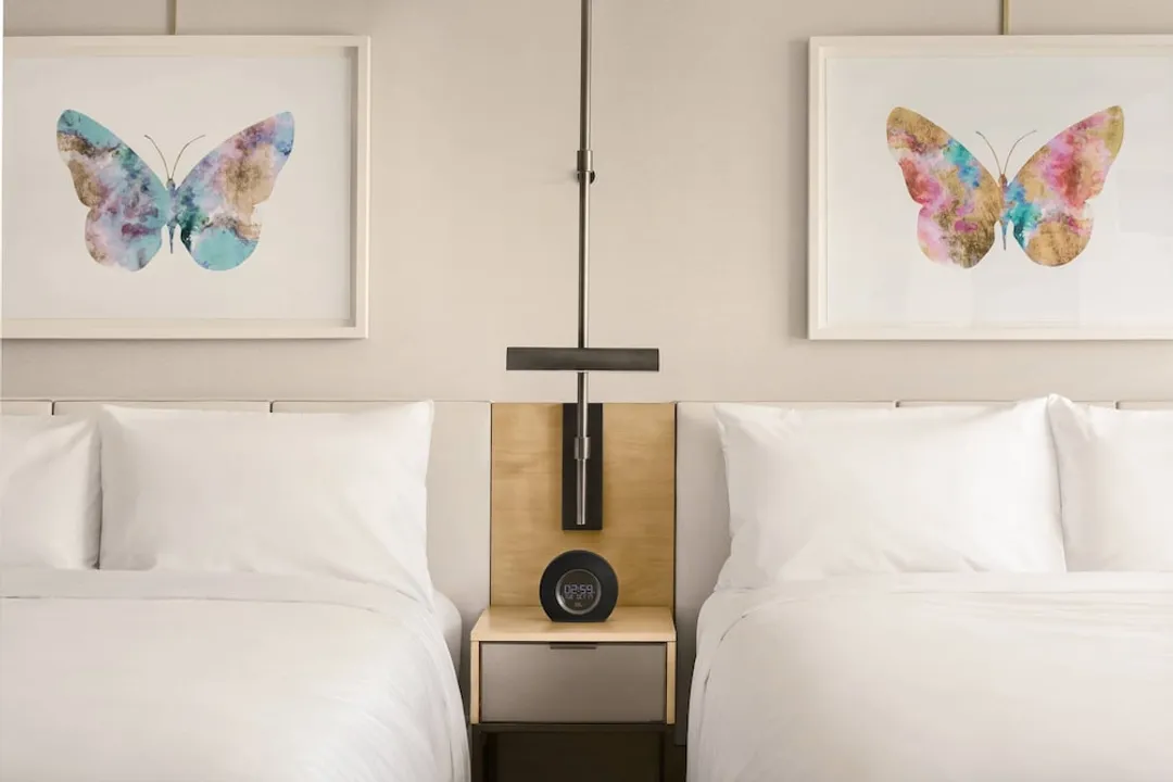 JW Marriott Parq Vancouver-Executive Room, 2 Queen Beds (Lounge Access)-2