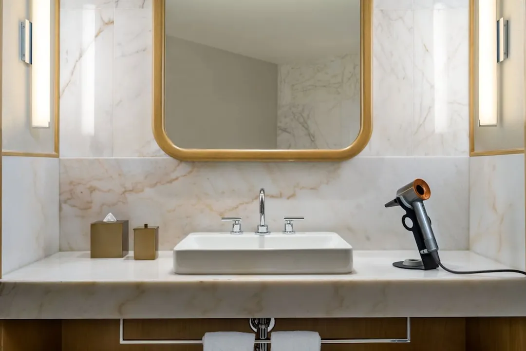 JW Marriott Parq Vancouver-Executive Room, 2 Queen Beds (Lounge Access)-9