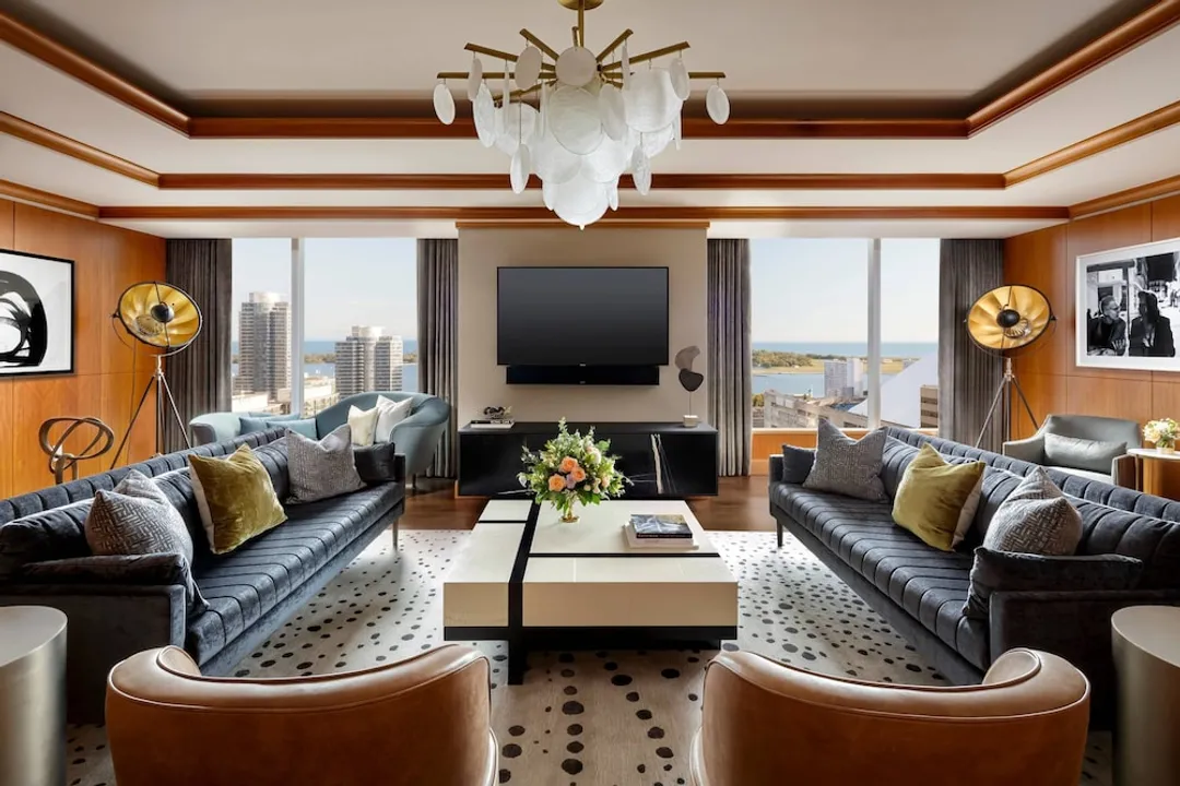 The Ritz-Carlton, Toronto-Presidential Suite, Club Lounge Access (Lounge Access for 2 Guests)-1