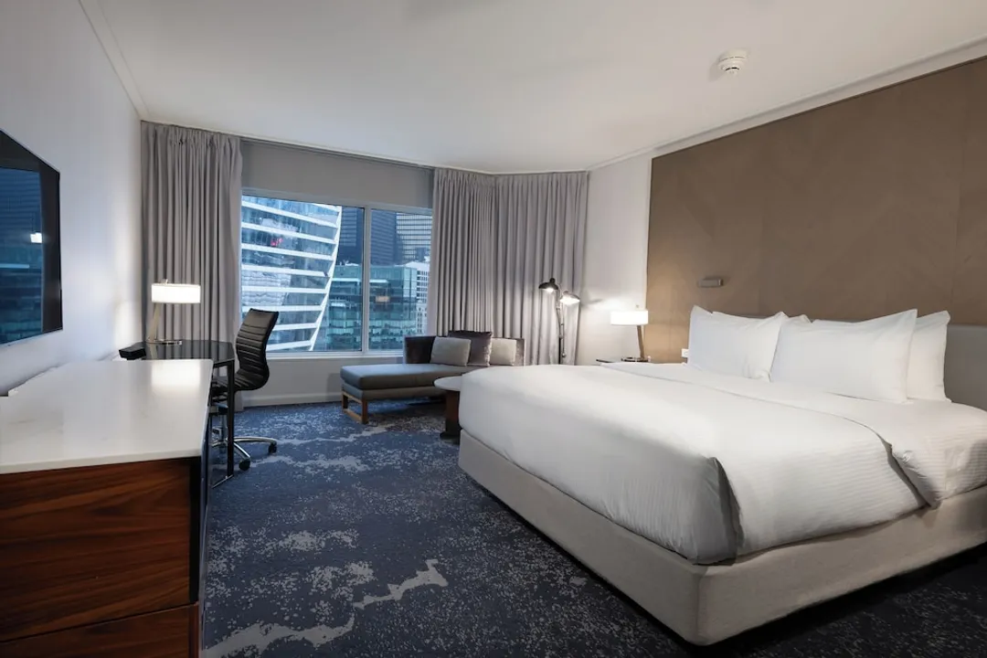 多倫多中心洲際飯店 - IHG 旗下飯店-尊榮客房, 1 張特大雙人床 (High Floor)-6