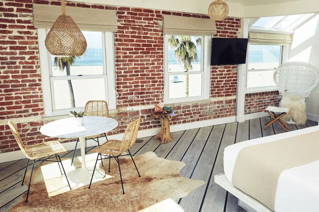 베니스 V 호텔-Ocean Front PH Bungalow-1