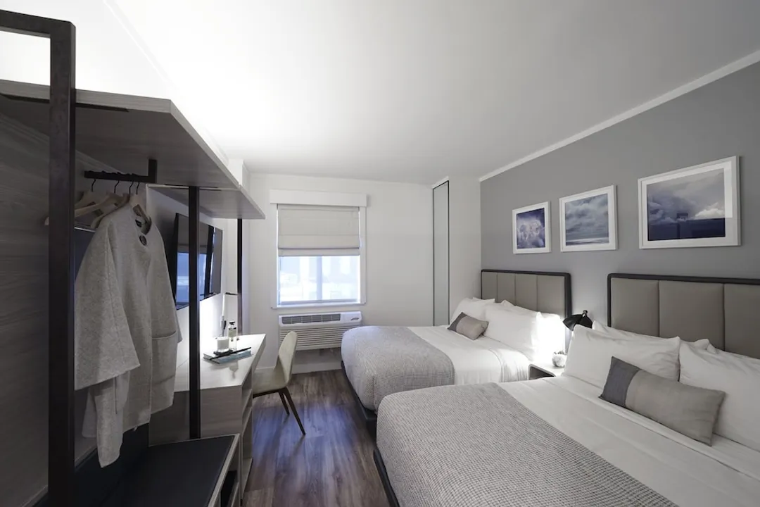 馨樂庭連心紐約第五大道酒店-Premier Room with Two Double Beds-1