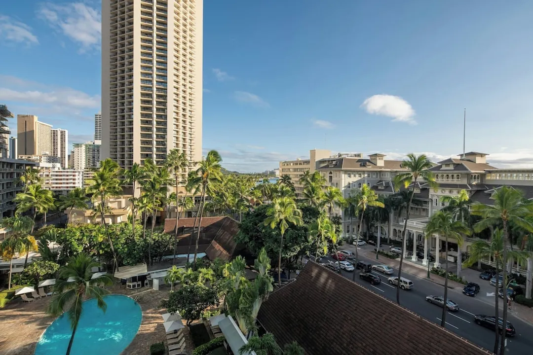 Sheraton Princess Kaiulani Waikiki Beach-Room, 1 King Bed, Pool View, Poolside (Renovated)-6
