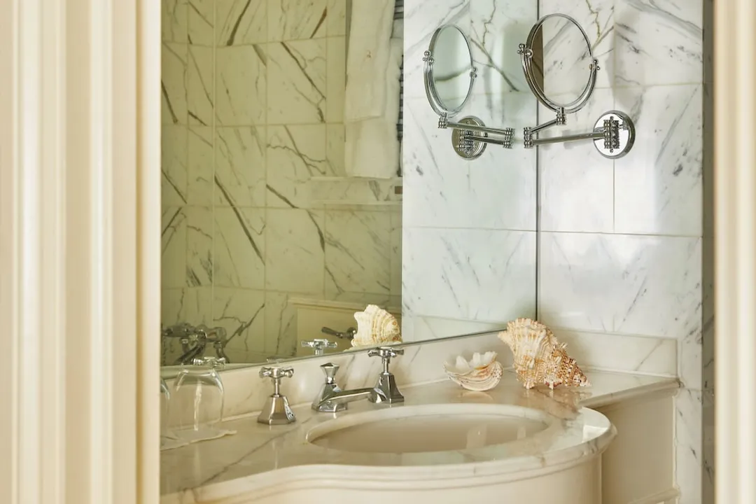 The Egerton House Hotel-Deluxe Room (King/Twin)-10