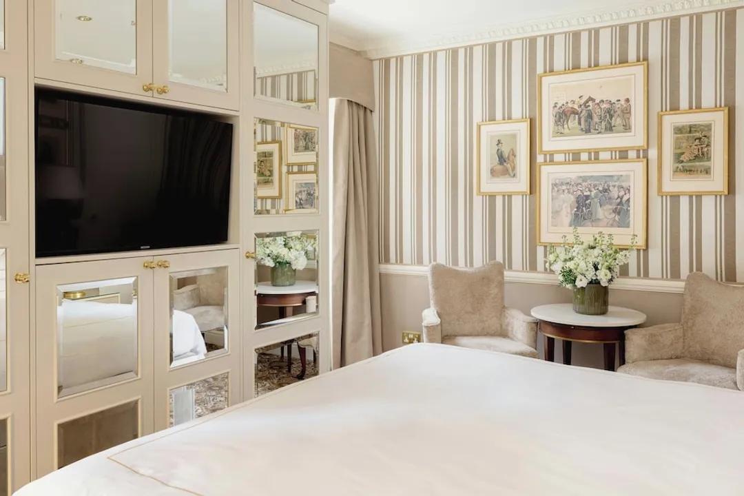 The Egerton House Hotel-Deluxe Room (King/Twin)-15
