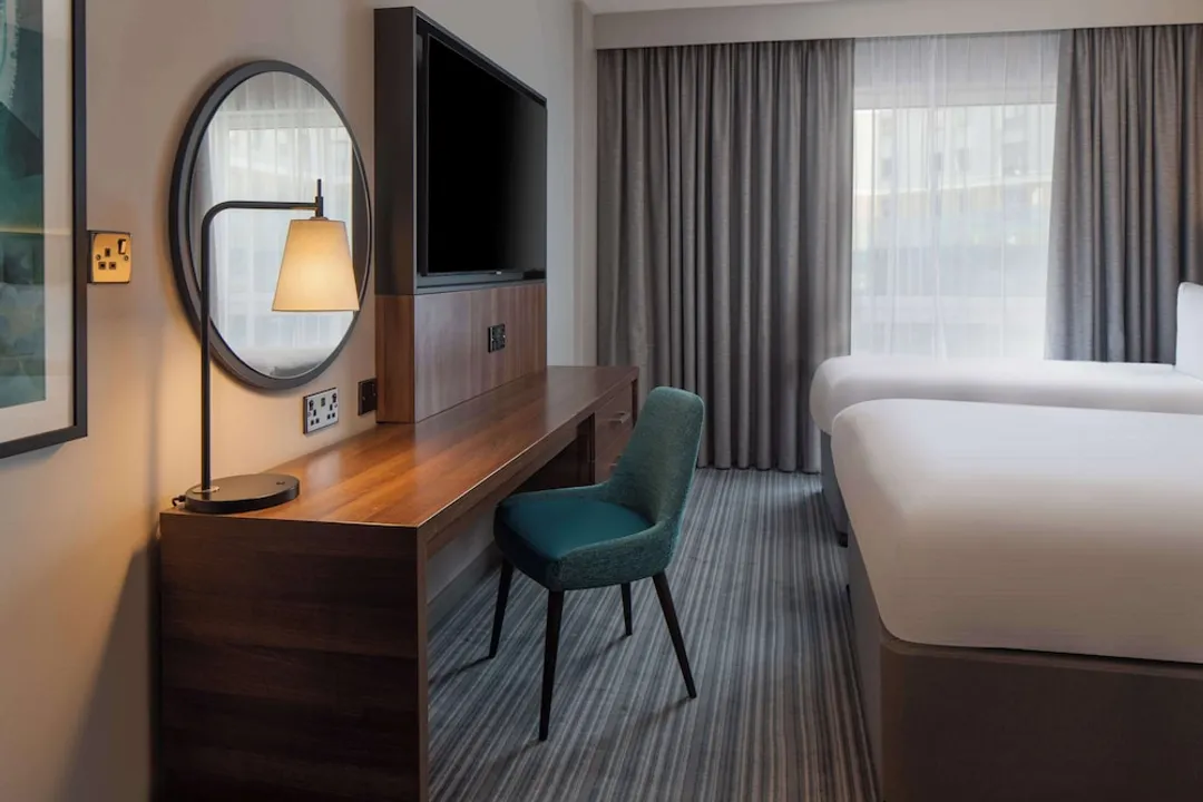 DoubleTree by Hilton London - Chelsea-Double or Twin Room-8