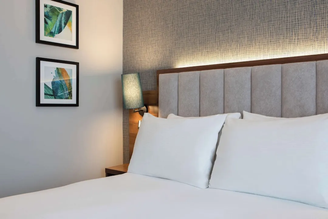 DoubleTree by Hilton London - Chelsea-Room, 2 Double Beds-7