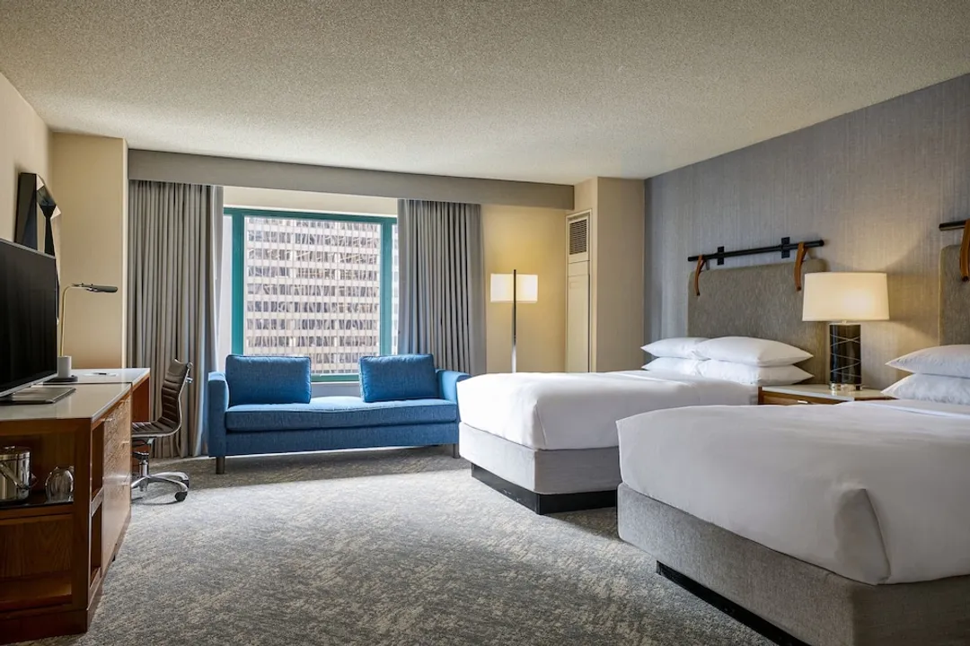 Sheraton Grand Chicago Riverwalk-Family Room, 2 Double Beds-1