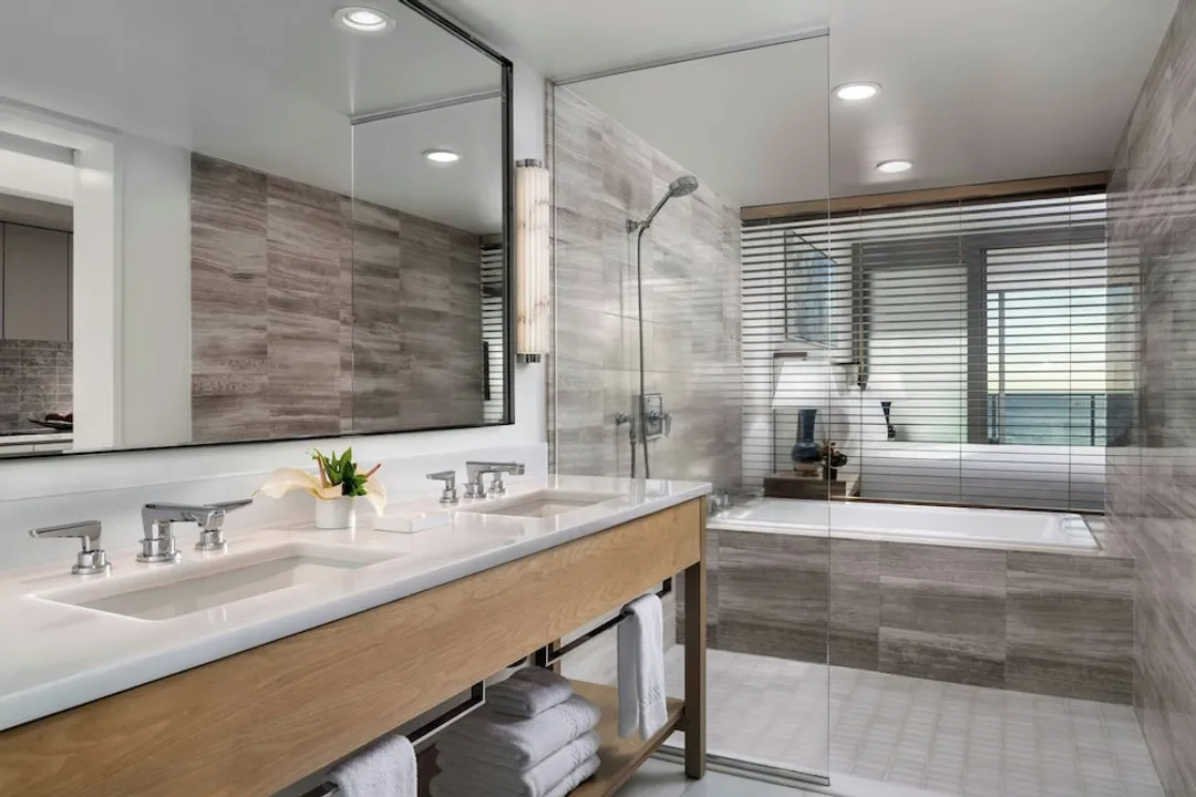 The Ritz-Carlton Residences, Waikiki Beach-Deluxe Room, 1 King Bed with Sofa bed, Ocean View-8