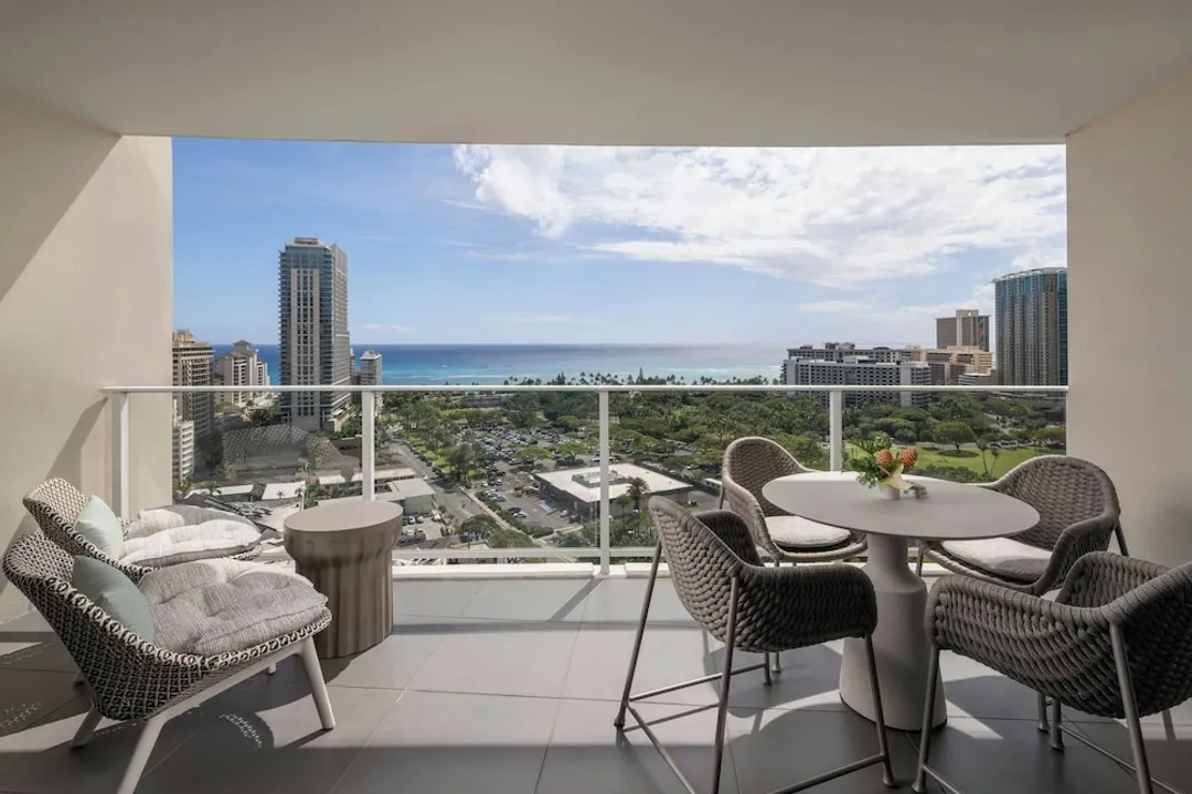 The Ritz-Carlton Residences, Waikiki Beach-Deluxe Suite, 1 Bedroom, Ocean View-7