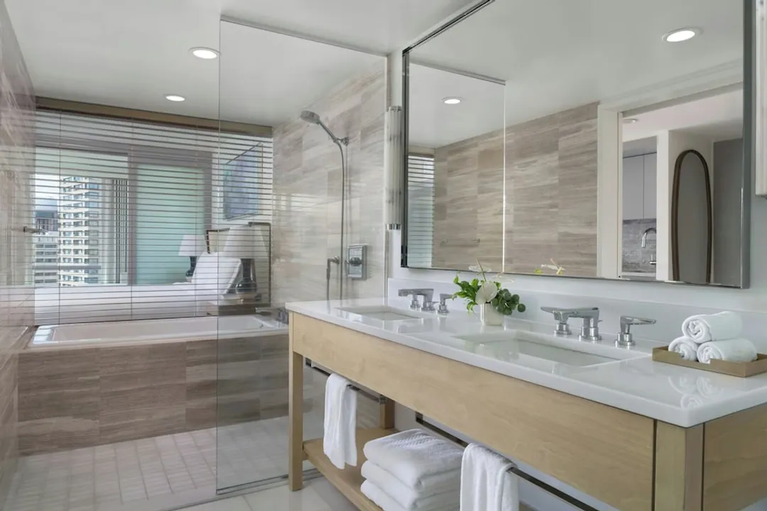 The Ritz-Carlton Residences, Waikiki Beach-Room, 1 King Bed with Sofa bed, Ocean View, Corner (Corner)-10