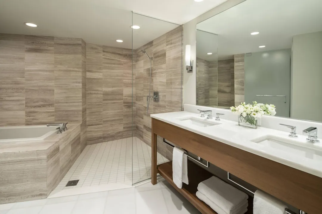 The Ritz-Carlton Residences, Waikiki Beach-Deluxe Suite, Ocean View-4