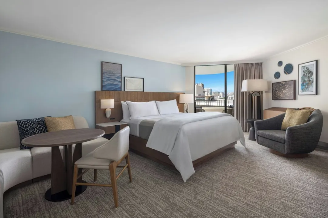 威斯汀孟納衝浪者渡假村及水療中心 - 威基基海灘-客房, 1 張特大雙人床, 城市景觀 (Tower, Balcony)-1