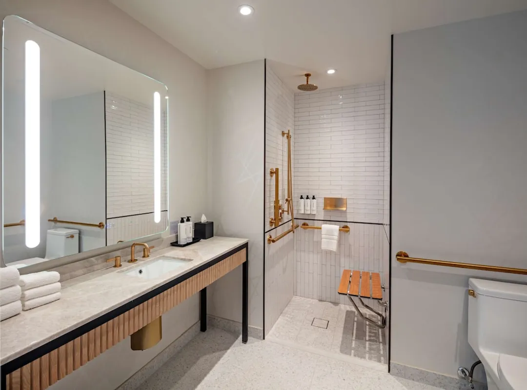 紐約時代廣場 Tempo by Hilton 飯店-客房, 2 張加大雙人床 (Roll-In Shower)-5