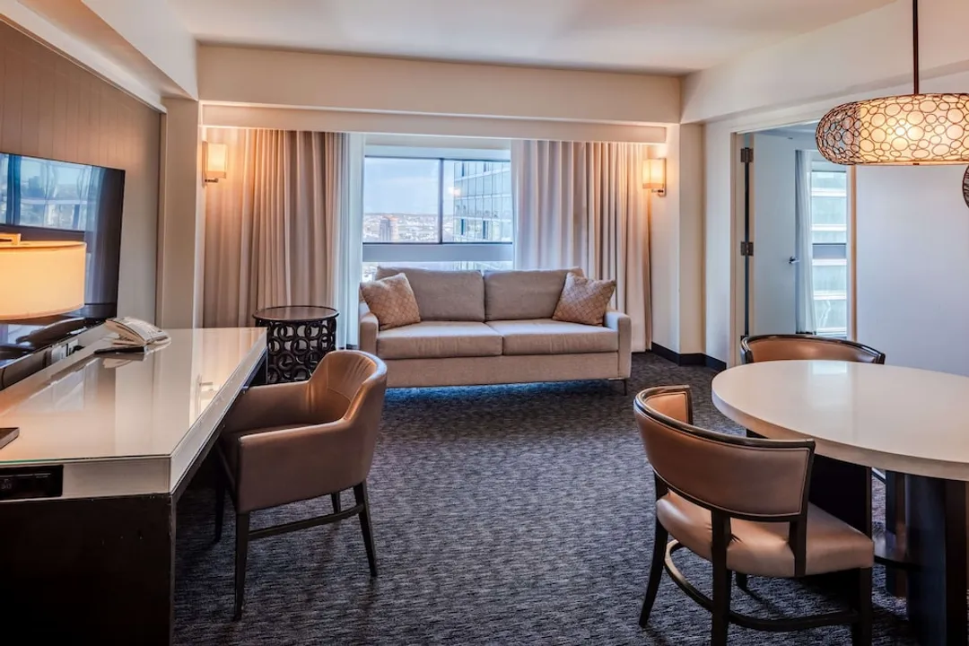 希爾頓紐約千禧聯合廣場酒店-1 Bedroom Suite with 1 King Bed, Sleeper Sofa-2