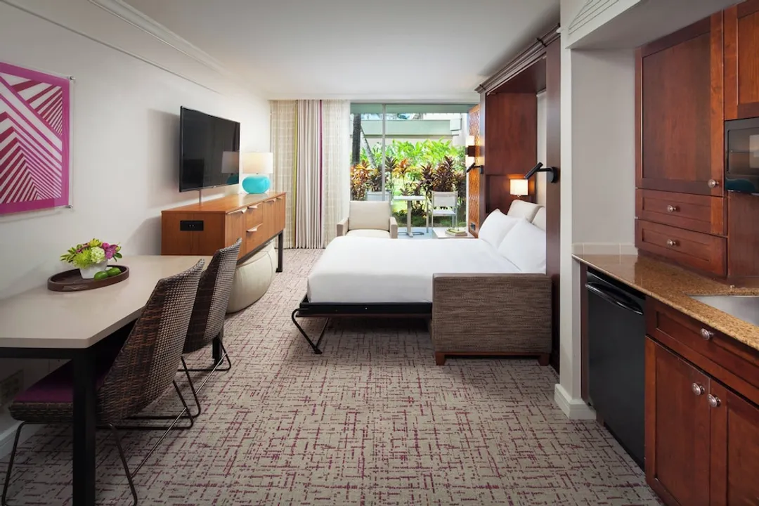 萬豪考艾島海灘俱樂部-Room, 1 Queen Wall Bed, Non Smoking, Garden View-1