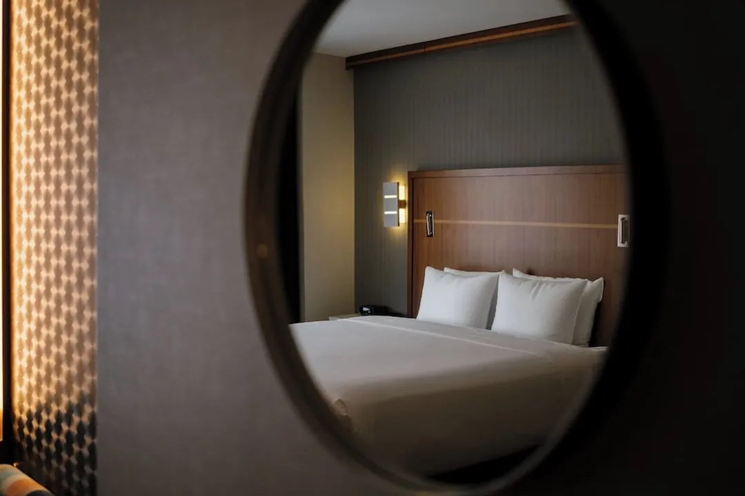 クラウン プラザ HY36 ミッドタウン マンハッタン バイ IHG-スタンダード ルーム キングベッド 1 台 (Communication, Accessible Tub)-15