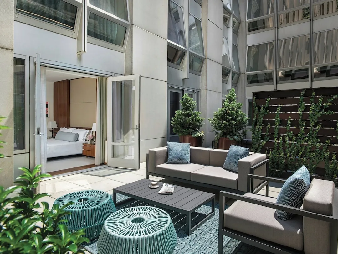 朗廷紐約第五大道酒店-Deluxe King with Courtyard Terrace-5