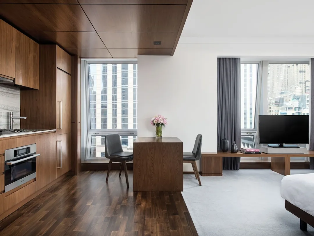 朗廷紐約第五大道酒店-Club Executive King with Kitchen - Accessible-3