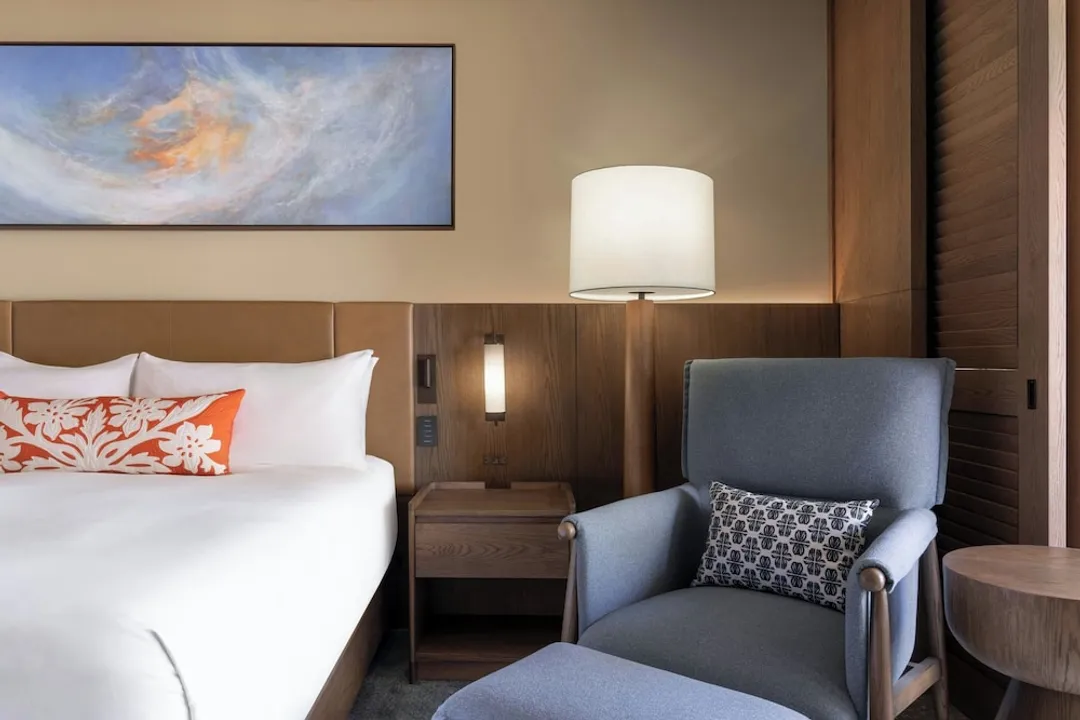 Mauna Kea Beach Hotel, Autograph Collection-Room, 1 King Bed, Beachfront (Floor 2-4, Renovated)-6