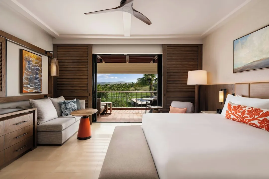 Mauna Kea Beach Hotel, Autograph Collection-Deluxe Room, 1 King Bed, Golf View, Tower (Newly Renovated)-5