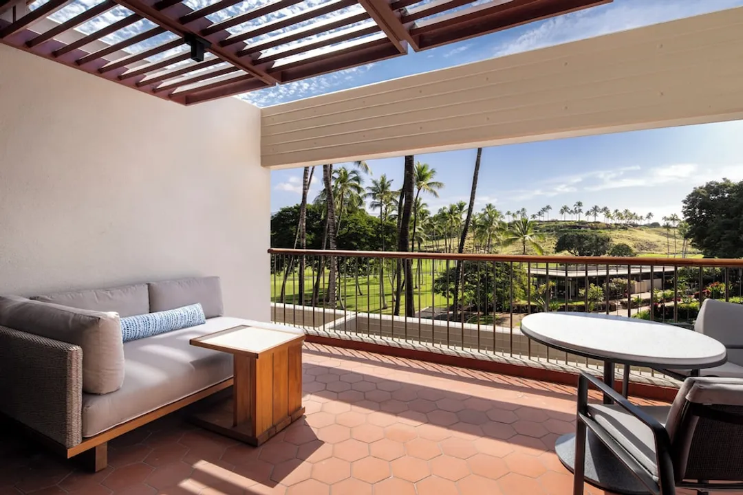 Mauna Kea Beach Hotel, Autograph Collection-Deluxe Room, 1 King Bed, Golf View, Tower (Newly Renovated)-3