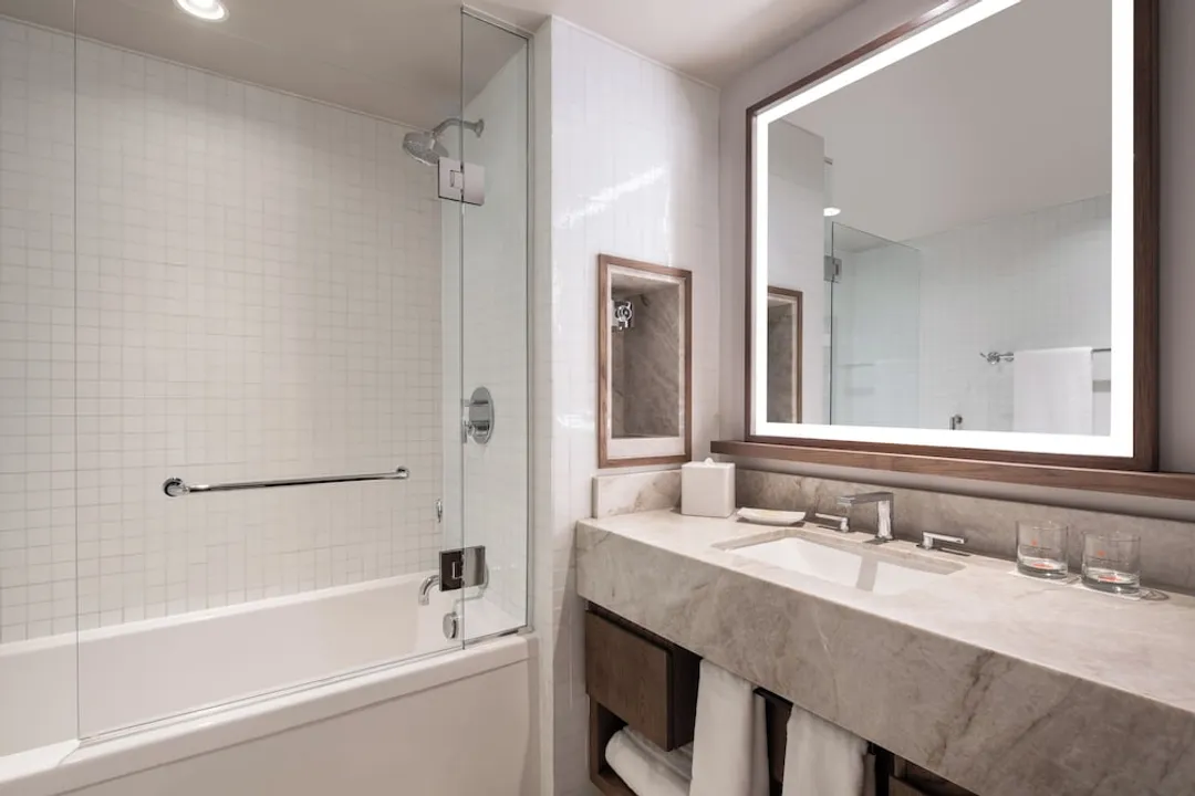 Mauna Kea Beach Hotel, Autograph Collection-Room, 2 Double Beds, Oceanfront (Tower, Newly Renovated)-5