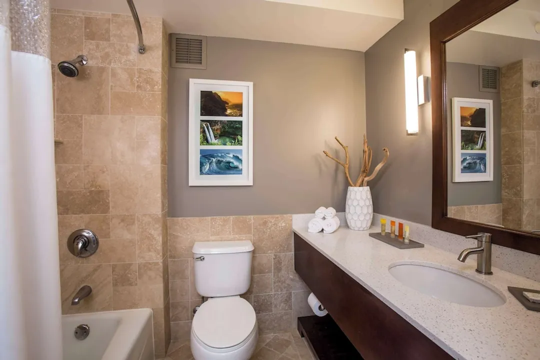 OUTRIGGER Kauaʻi Beach Resort & Spa-Premium Room, 1 King Bed, Partial Ocean View-9