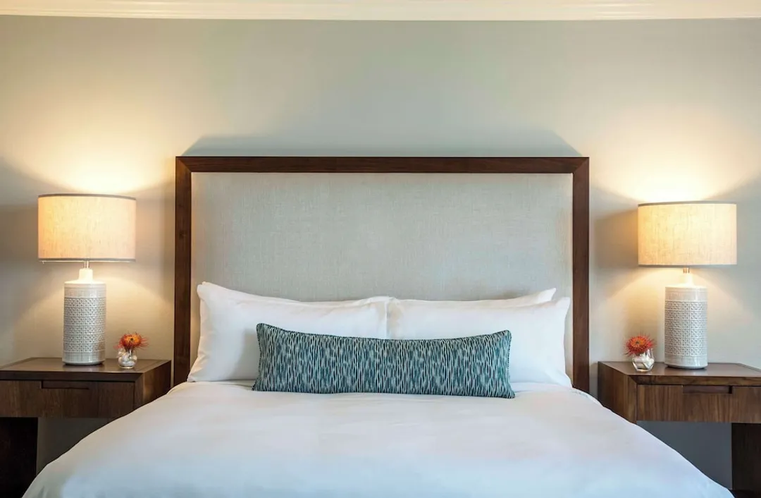 OUTRIGGER Kauaʻi Beach Resort & Spa-Premium Room, 1 King Bed, Partial Ocean View-5