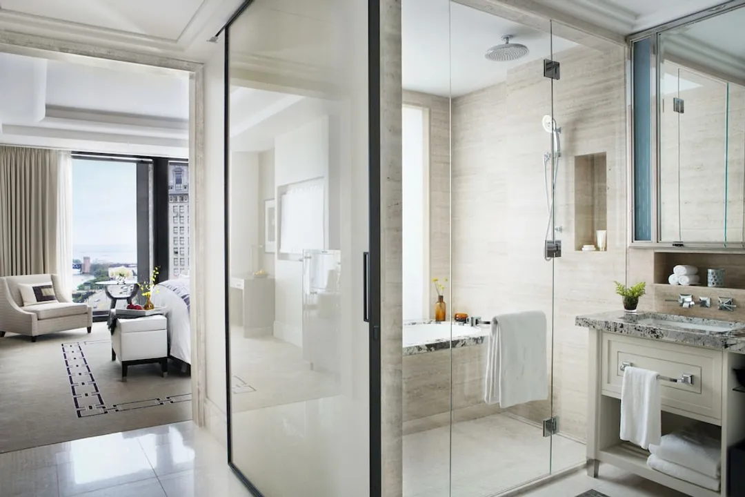 The Langham, Chicago-Club Room, 1 King Bed (Executive, Accessible)-5