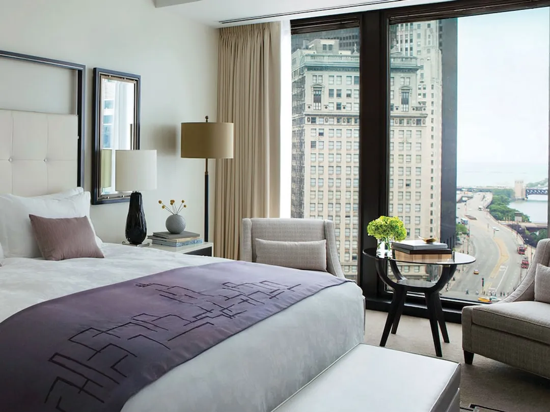 The Langham, Chicago-Club Suite, 1 Bedroom, River View-5