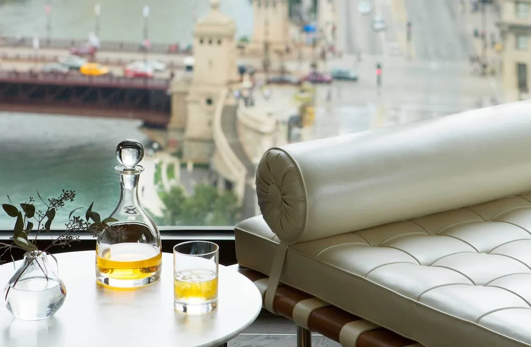 The Langham, Chicago-Club Suite, 1 Bedroom, River View-6