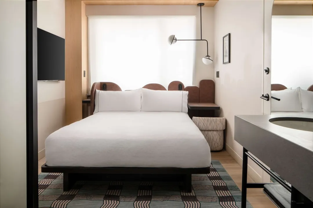 Motto By Hilton New York City Times Square-1 Queen Bed-1