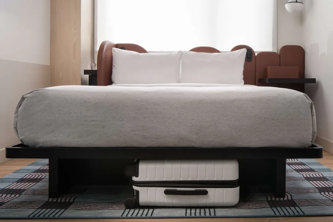 Motto By Hilton New York City Times Square-1 Queen Bed-6