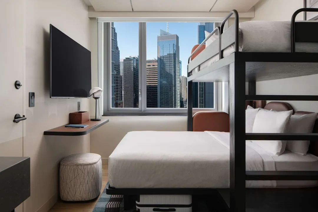 Motto By Hilton New York City Times Square-Bunkbeds, 1 Twin Bed over 1 Queen Bed, City View-3