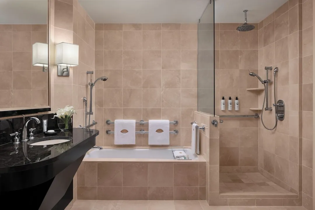 紐約文華東方飯店-客房, 2 張單人床, 無障礙 (Bathtub with Grab Handles)-7