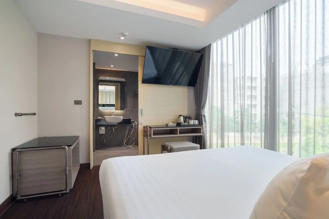 T2 더 포털 수쿰빗-Deluxe Cabin King-3