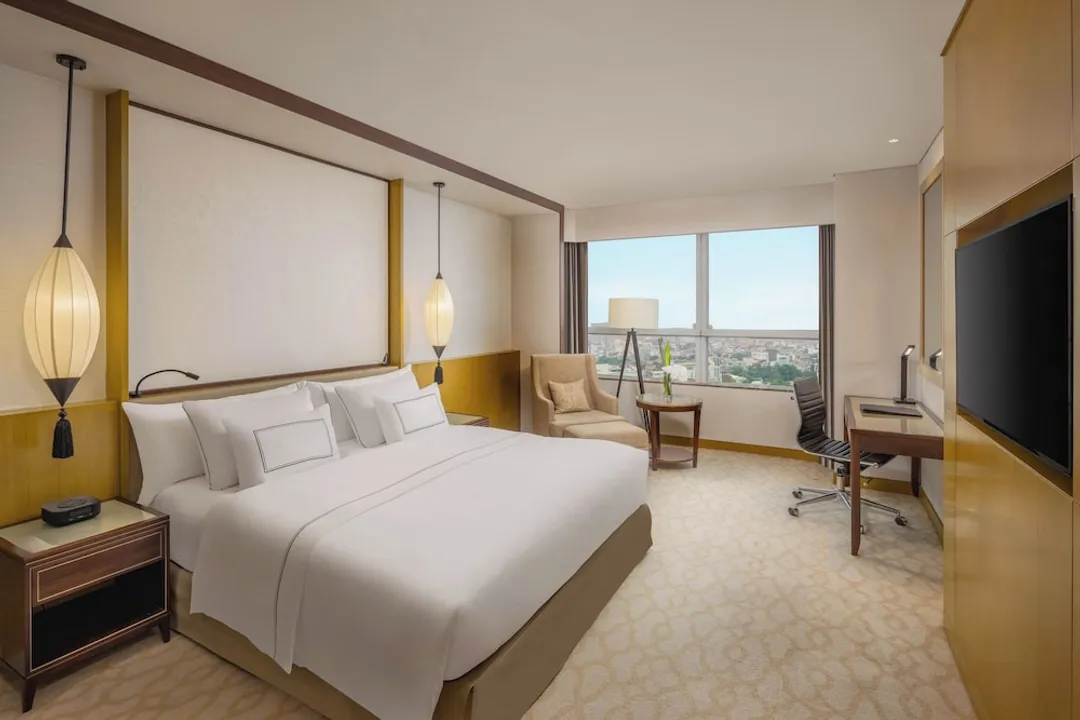 Melia Hanoi-Premium Room (The Level 3AD)-1