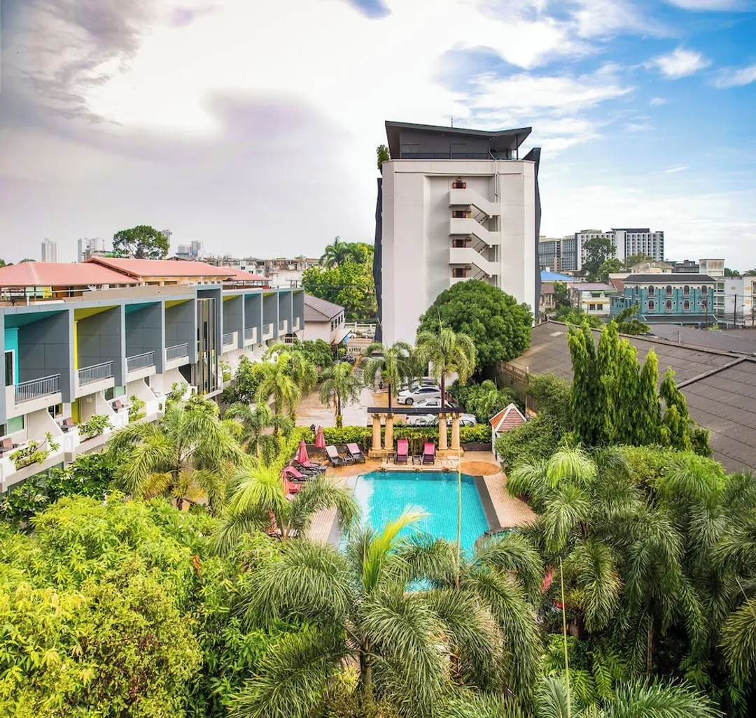 Lantana Pattaya Hotel & Resort-Family Double Room, 1 Bedroom, Non Smoking, Pool View-4