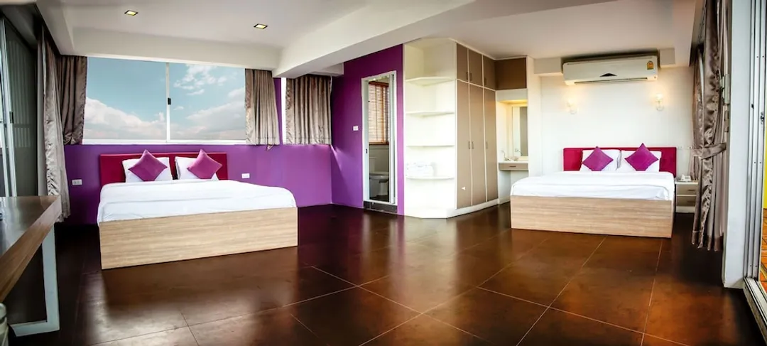 Lantana Pattaya Hotel & Resort-Family Double Room, 1 Bedroom, Non Smoking, Pool View-6