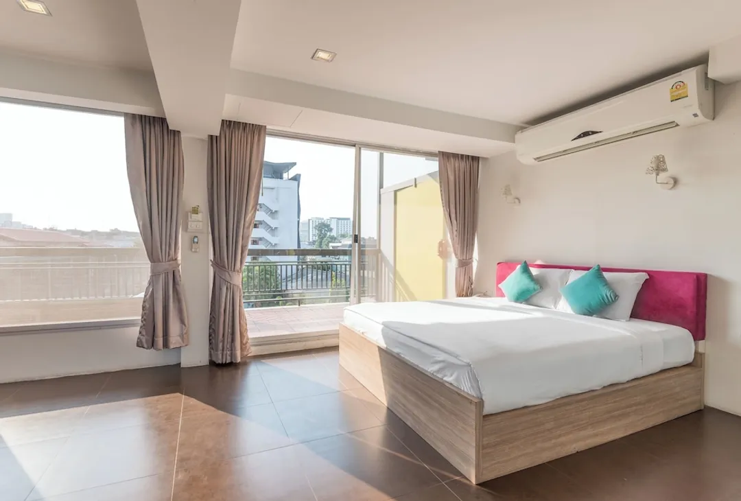 Lantana Pattaya Hotel & Resort-Family Double Room, 1 Bedroom, Non Smoking, Pool View-3