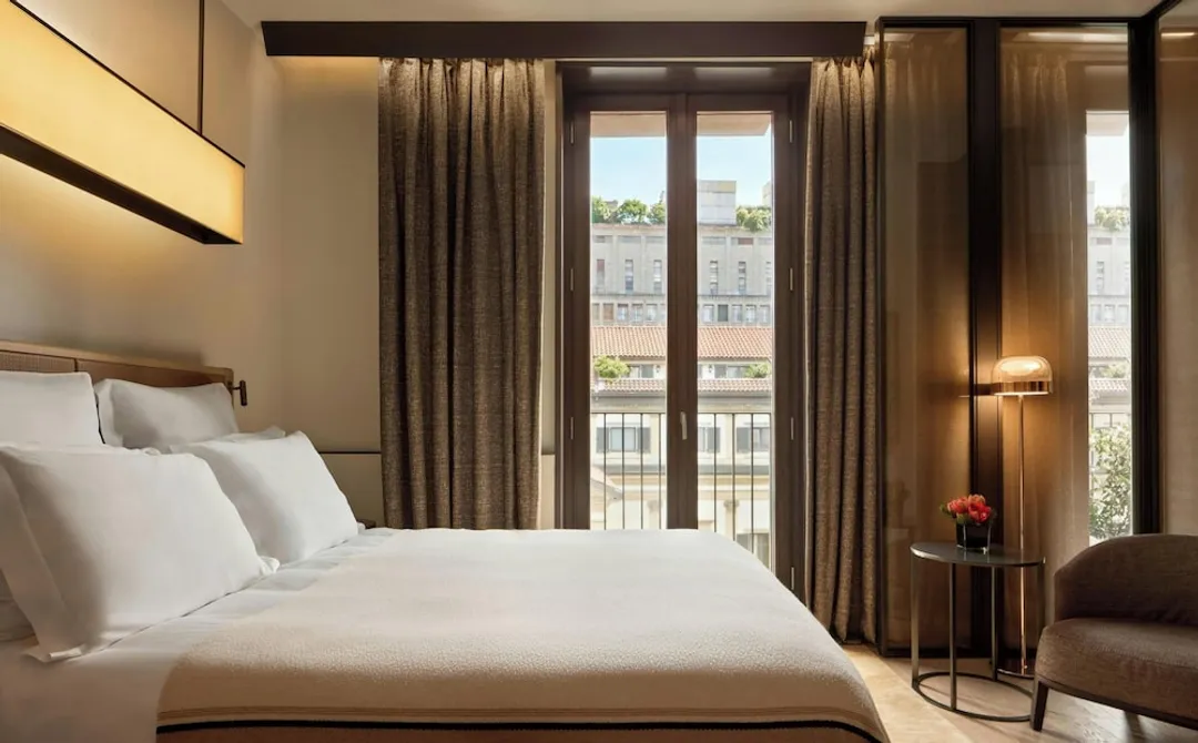 Bvlgari Hotel Milano-Premium Room, 1 King Bed-9