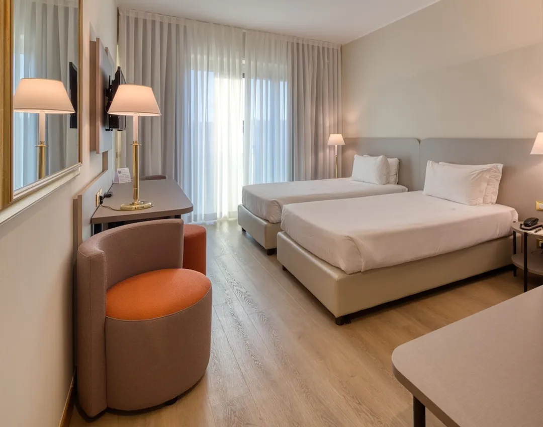 Hotel Nasco-Double or Twin Room-12