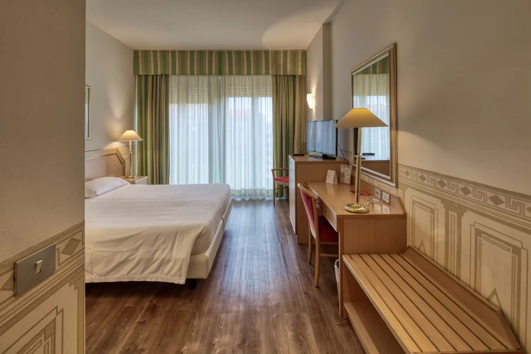 Hotel Nasco-Double or Twin Room-2