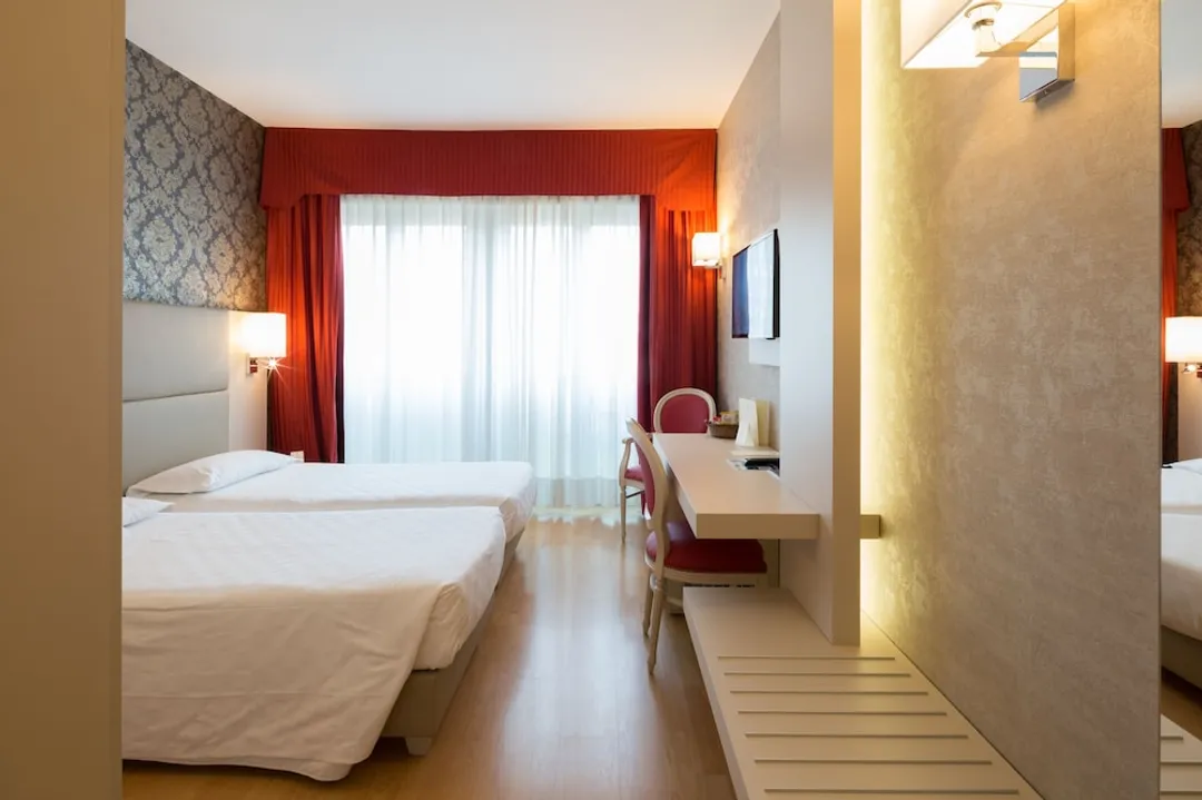 Hotel Nasco-Double or Twin Room-4